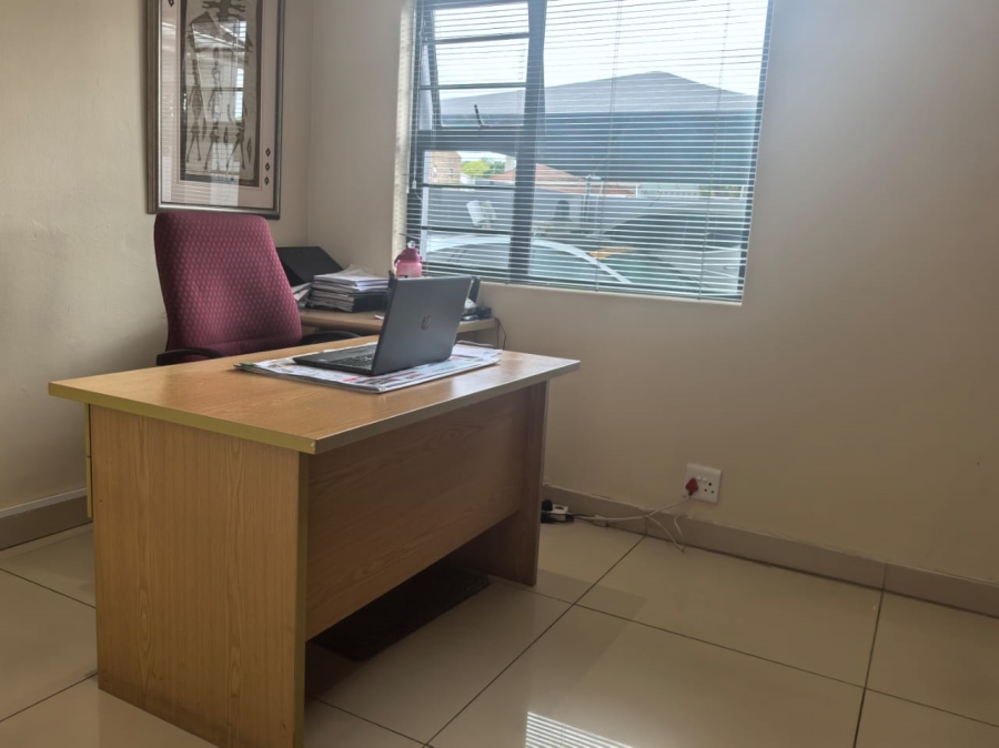 Commercial Property for Sale in Vincent Eastern Cape